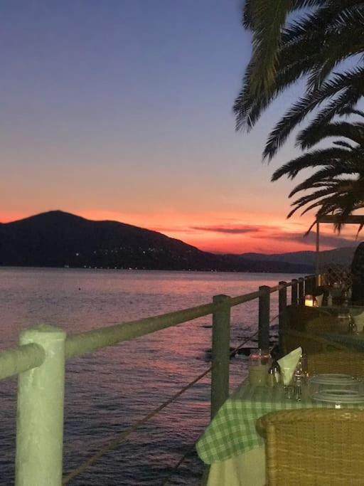 Villa Oleander Agios Nikolaos Loutra Edipsou Dış mekan fotoğraf